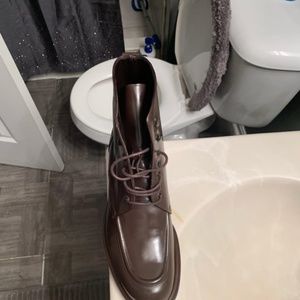 Men's Gucci boats brand new never bin wore size 9-